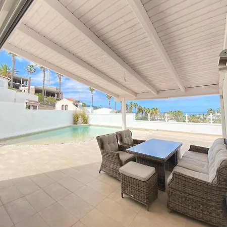 Agradable Villa Con Piscina En San Eugenio Alto Villa *