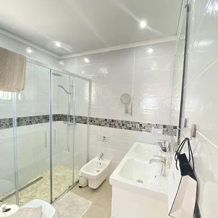 Agradable Villa Con Piscina En San Eugenio Alto