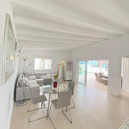Agradable Villa Con Piscina En San Eugenio Alto Costa Adeje (Tenerife)